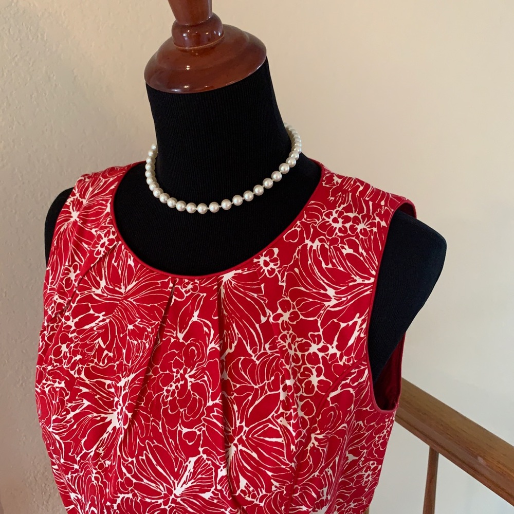 Talbot Dress - Red Flower Pattern - Picture 4 of 4